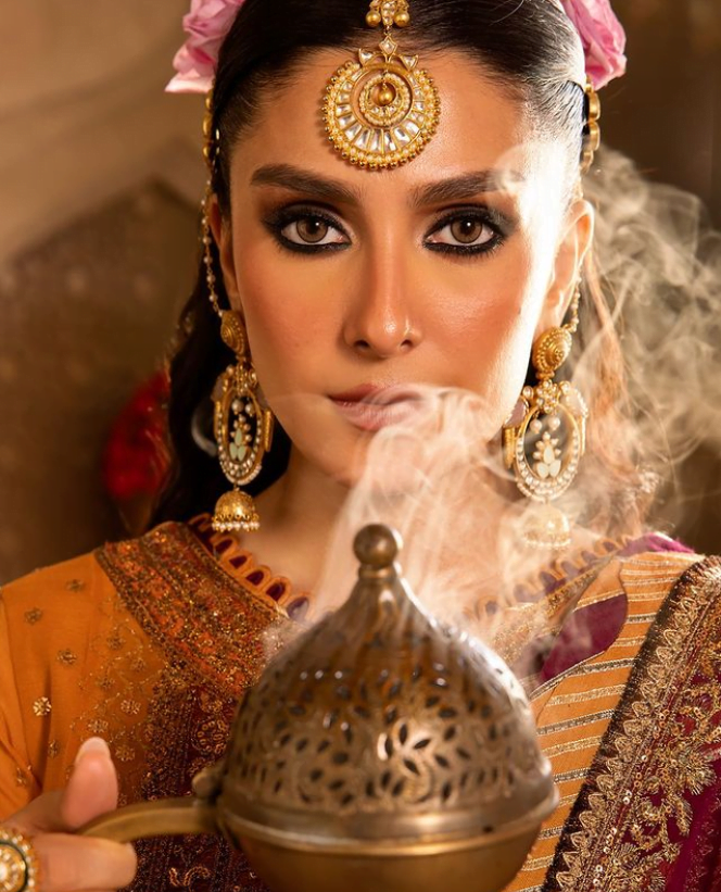 Ayeza Khan Clarifies Silence on Palestine: image 7